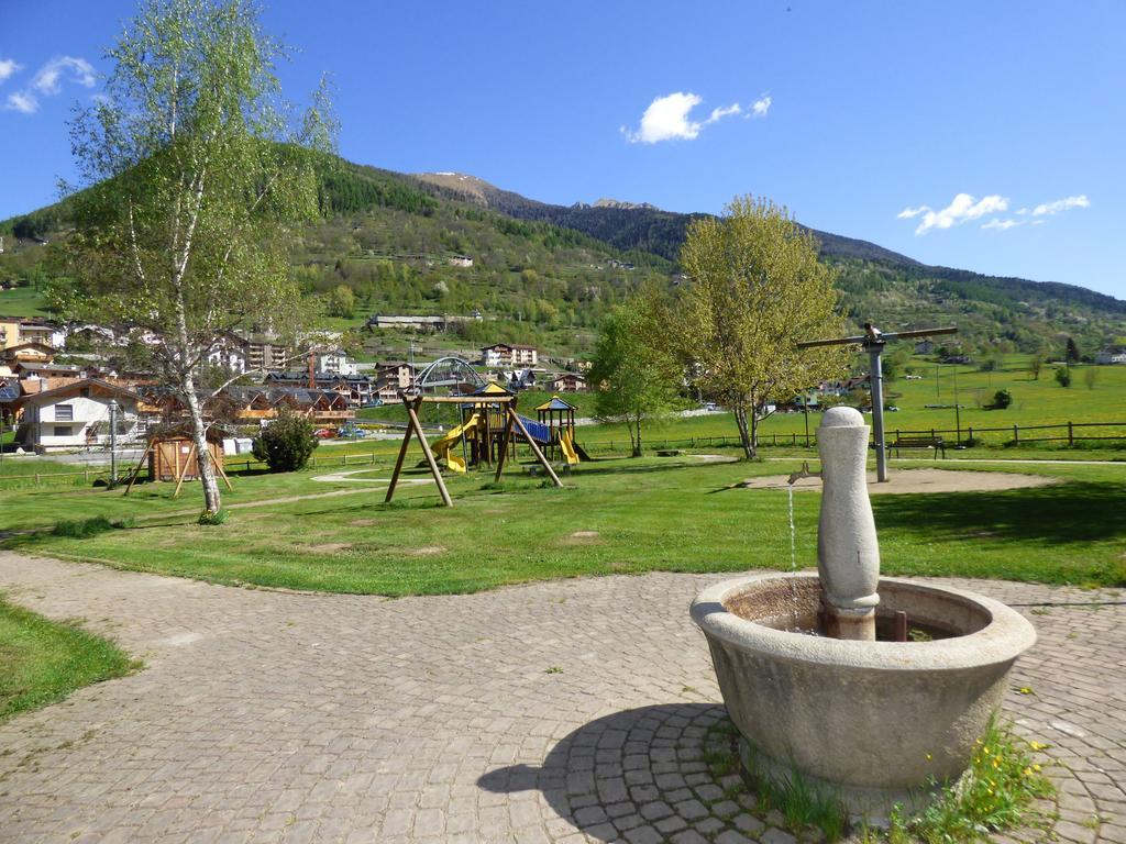 Due Parchi B&B Vezza dʼOglio Exterior foto