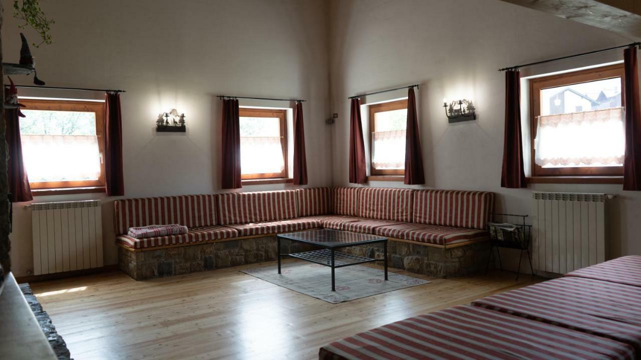 Due Parchi B&B Vezza dʼOglio Exterior foto